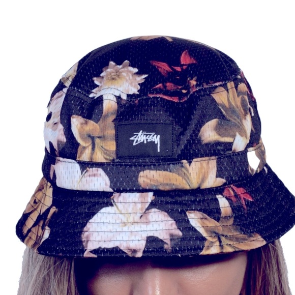 Stussy Black and Cream Bucket Hat with Floral Design - Picture 1 of 14